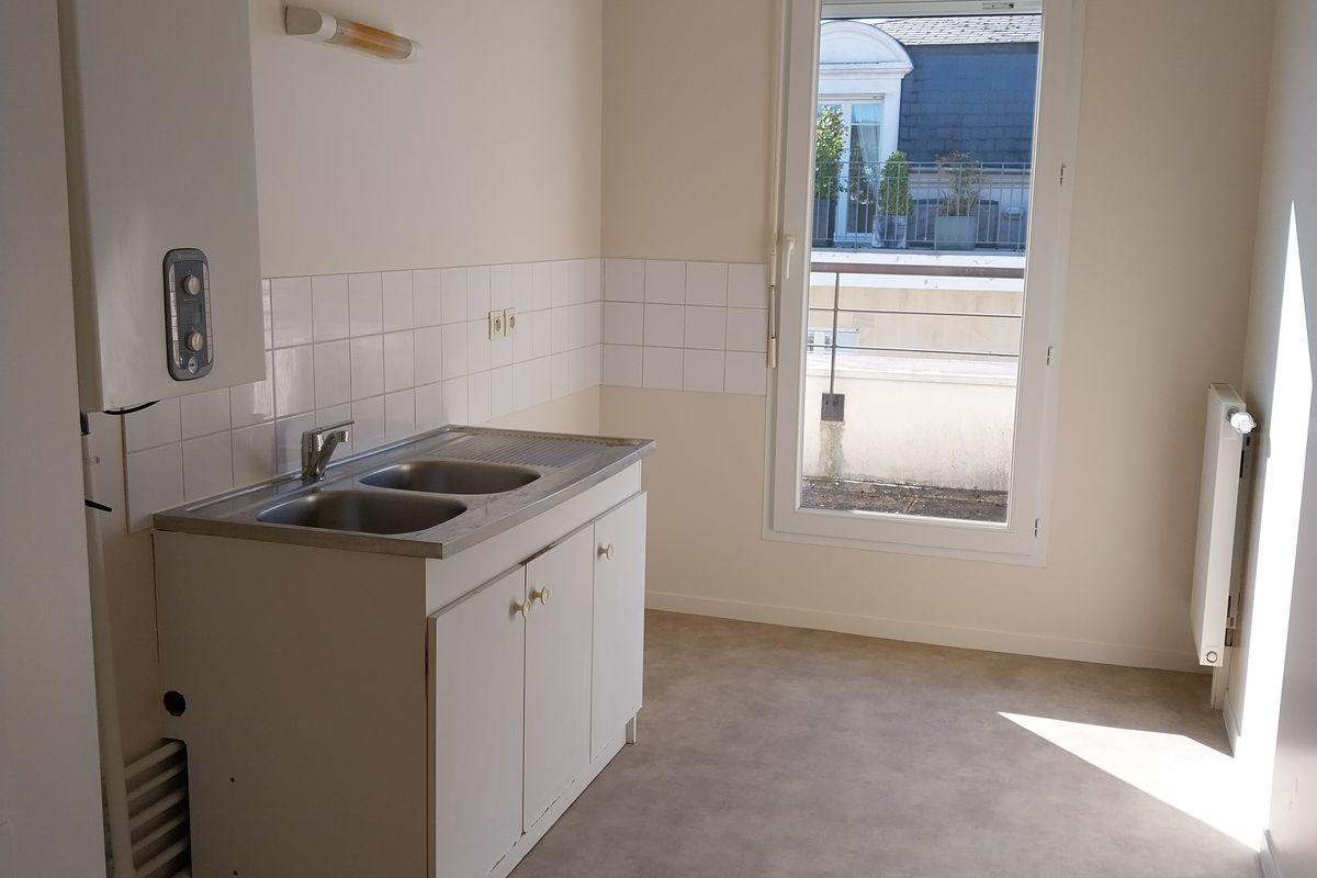 APPARTEMENT à Orleans Sud 4
