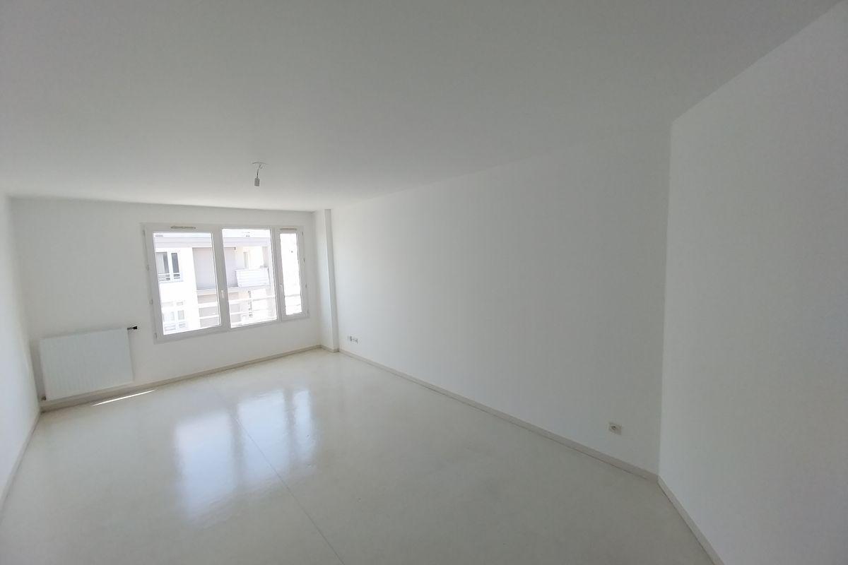 APPARTEMENT à Orleans 3
