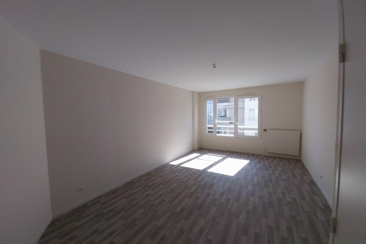 APPARTEMENT à Orleans 2