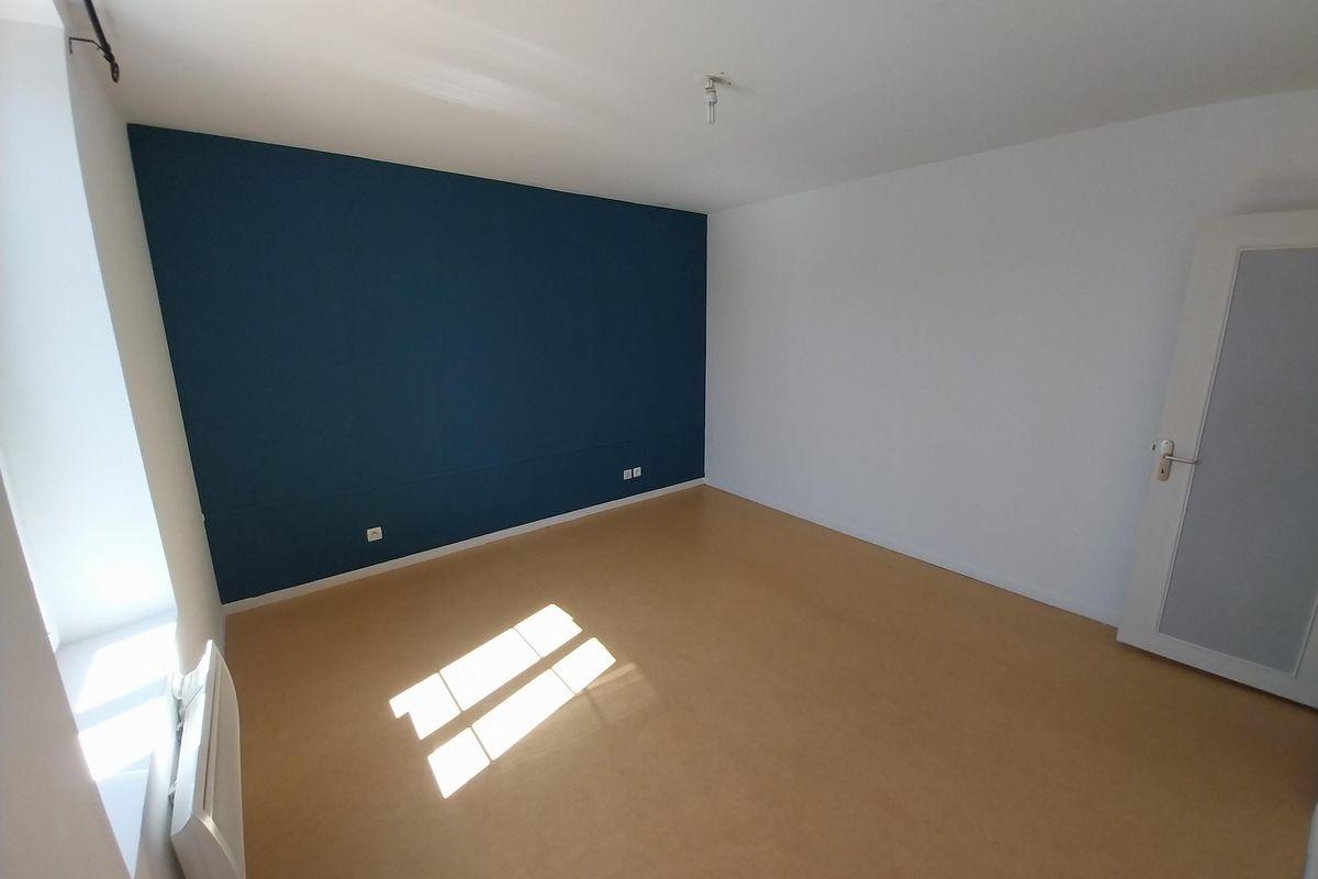 APPARTEMENT à Chevilloin Sur Huillard 7