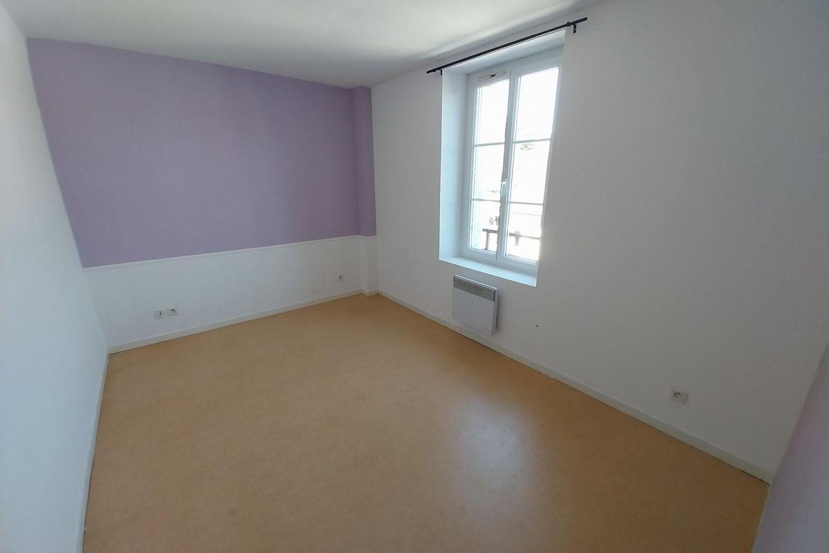 APPARTEMENT à Chevilloin Sur Huillard 8