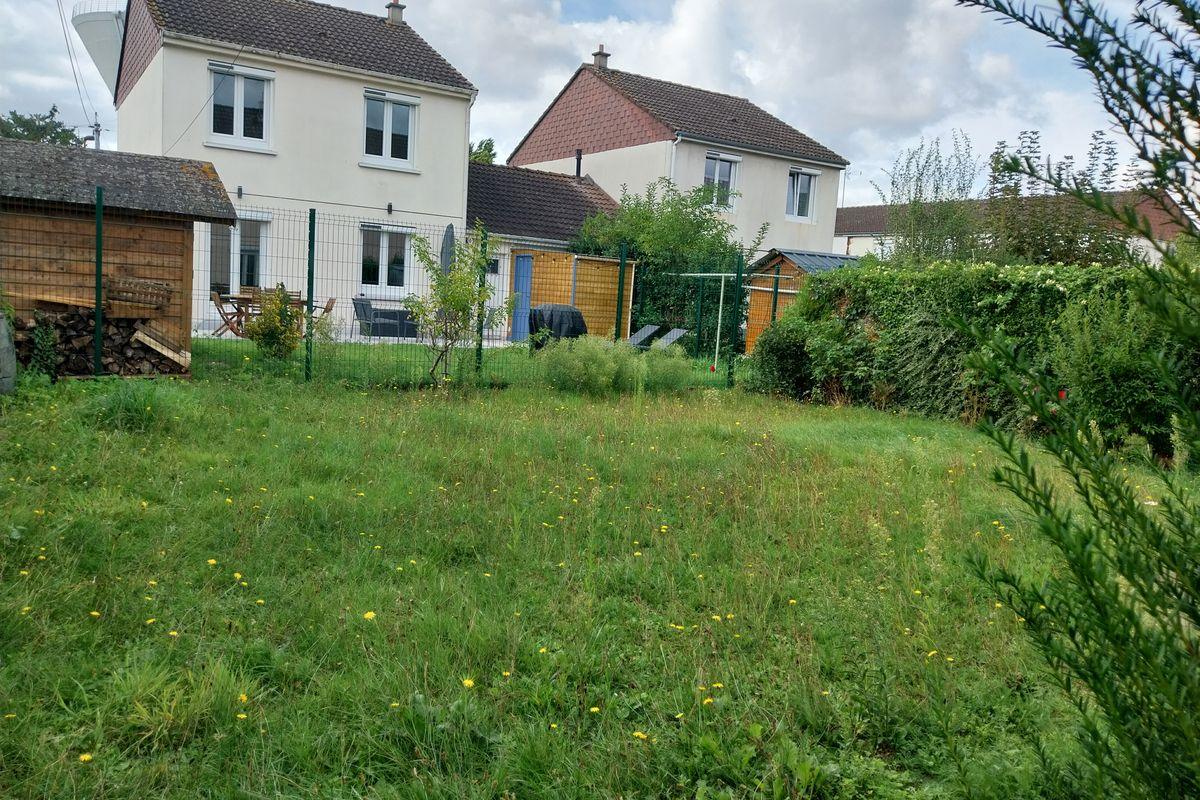 Maison à Saint Jean De La Ruelle 3