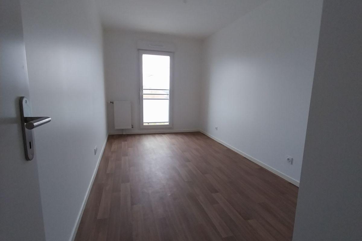 APPARTEMENT à La Chapelle Saint Mesmin 5