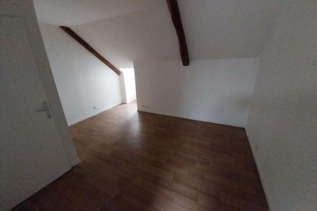 APPARTEMENT à Montargis 4