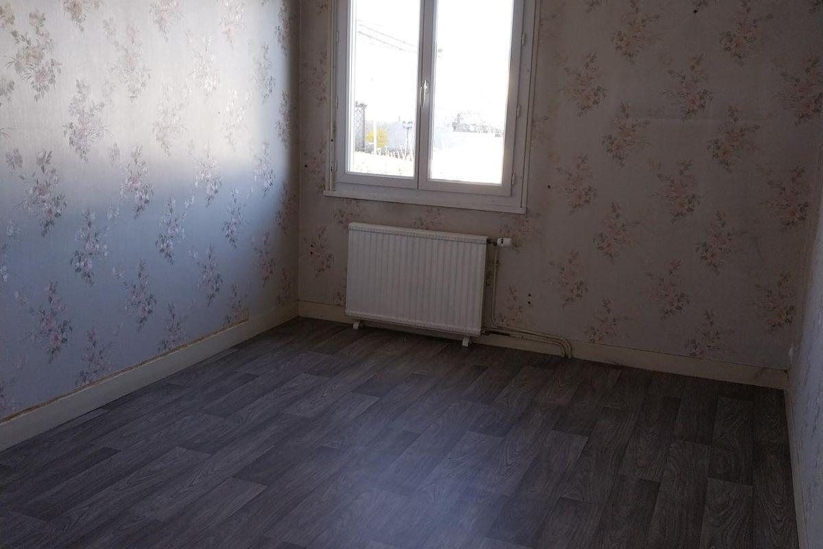 Maison à Saint Jean De La Ruelle 6