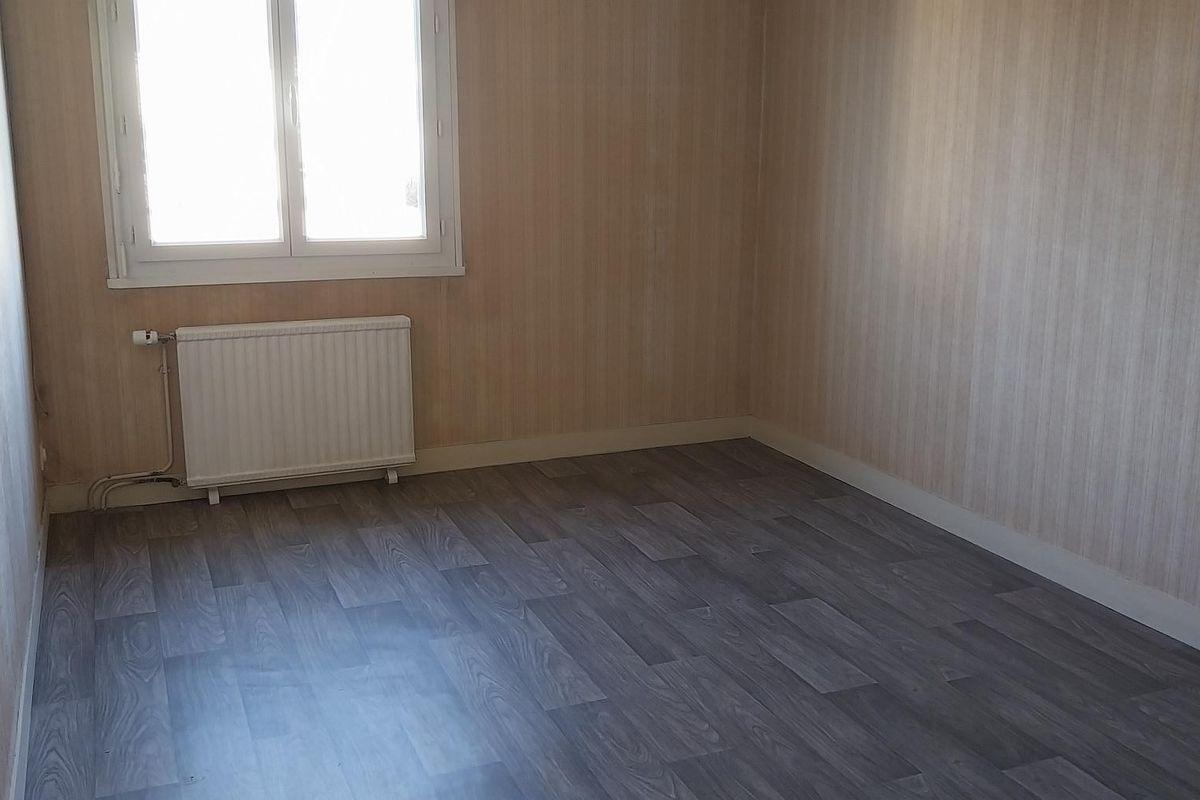 Maison à Saint Jean De La Ruelle 7