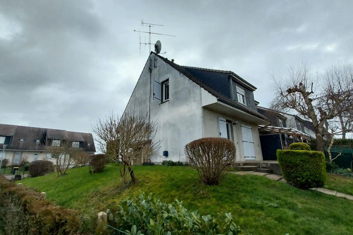 Maison à Sainte Genevieve Des Bois 2