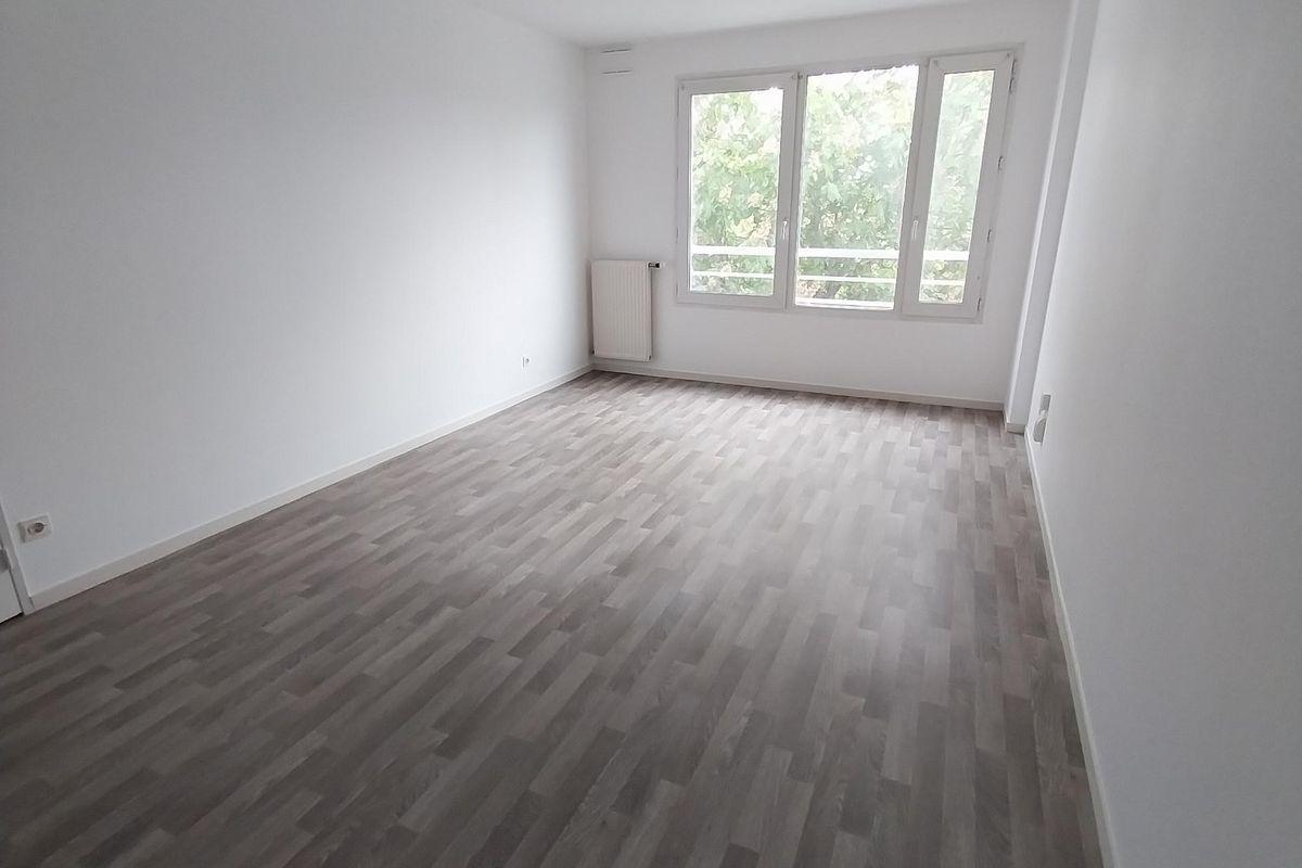 APPARTEMENT à Orleans 3