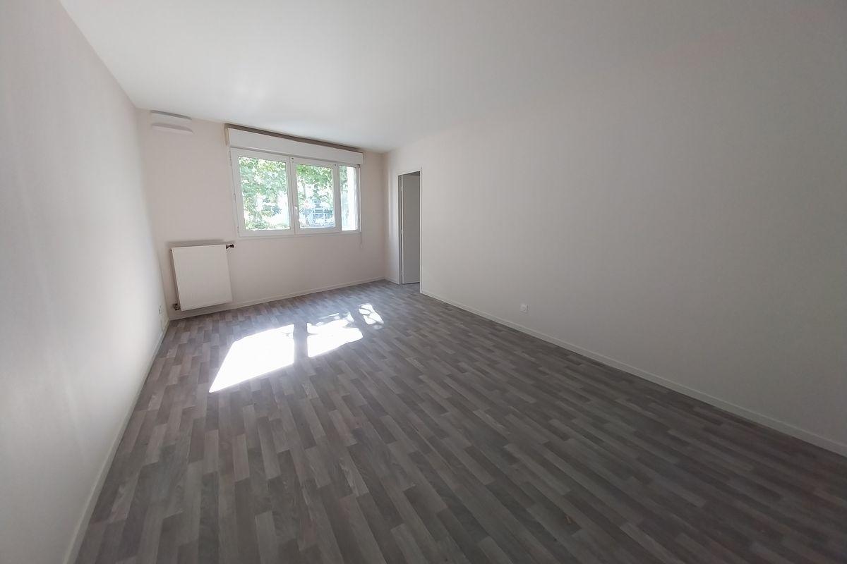 APPARTEMENT à Orleans 4