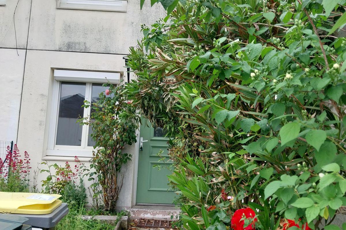 Maison à Saint Jean De La Ruelle 10