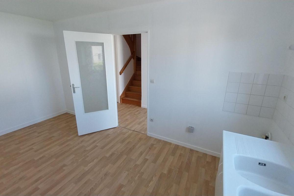Maison à Le Malesherbois 7