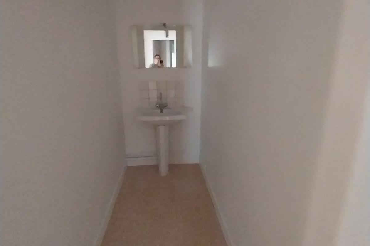 Maison à Saint Jean De La Ruelle 9