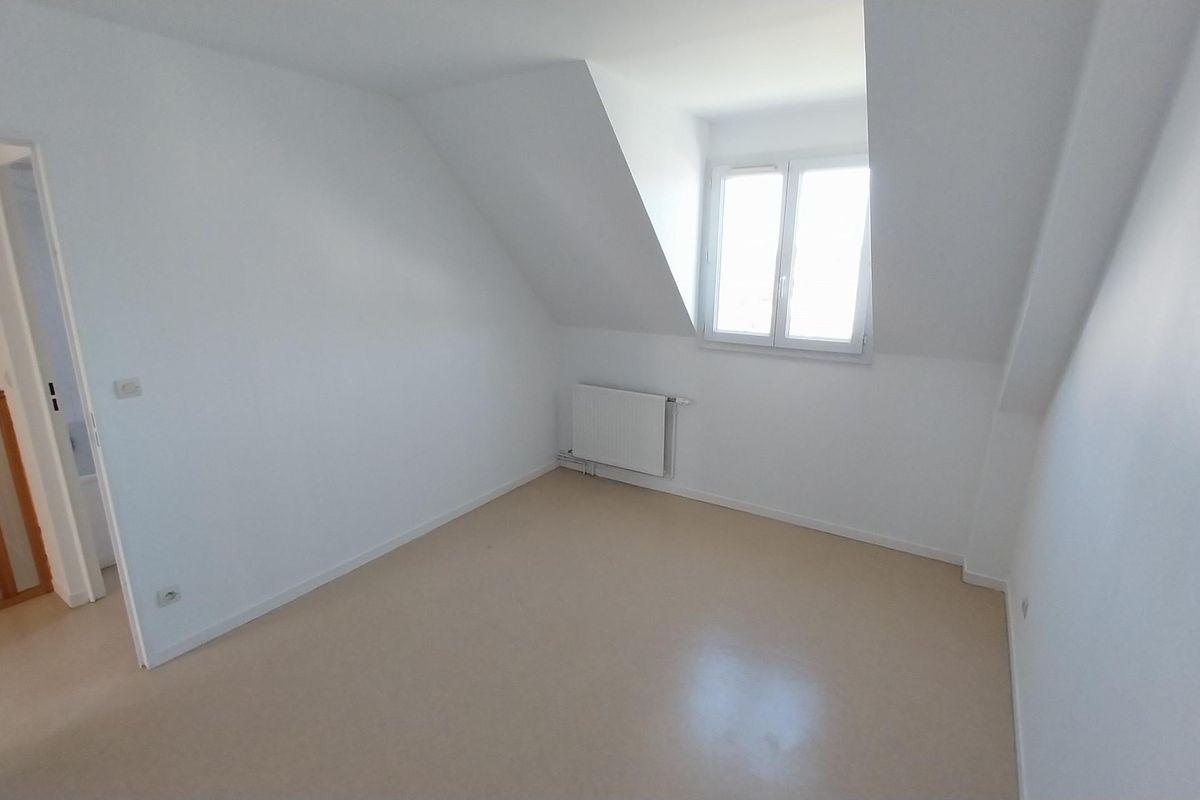 Maison à Le Malesherbois 9
