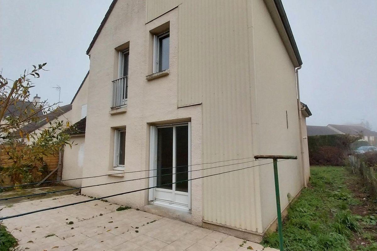 Maison à Amilly 2