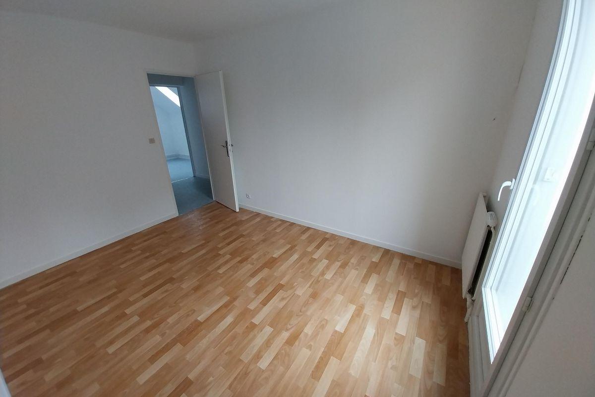 Maison à Amilly 9